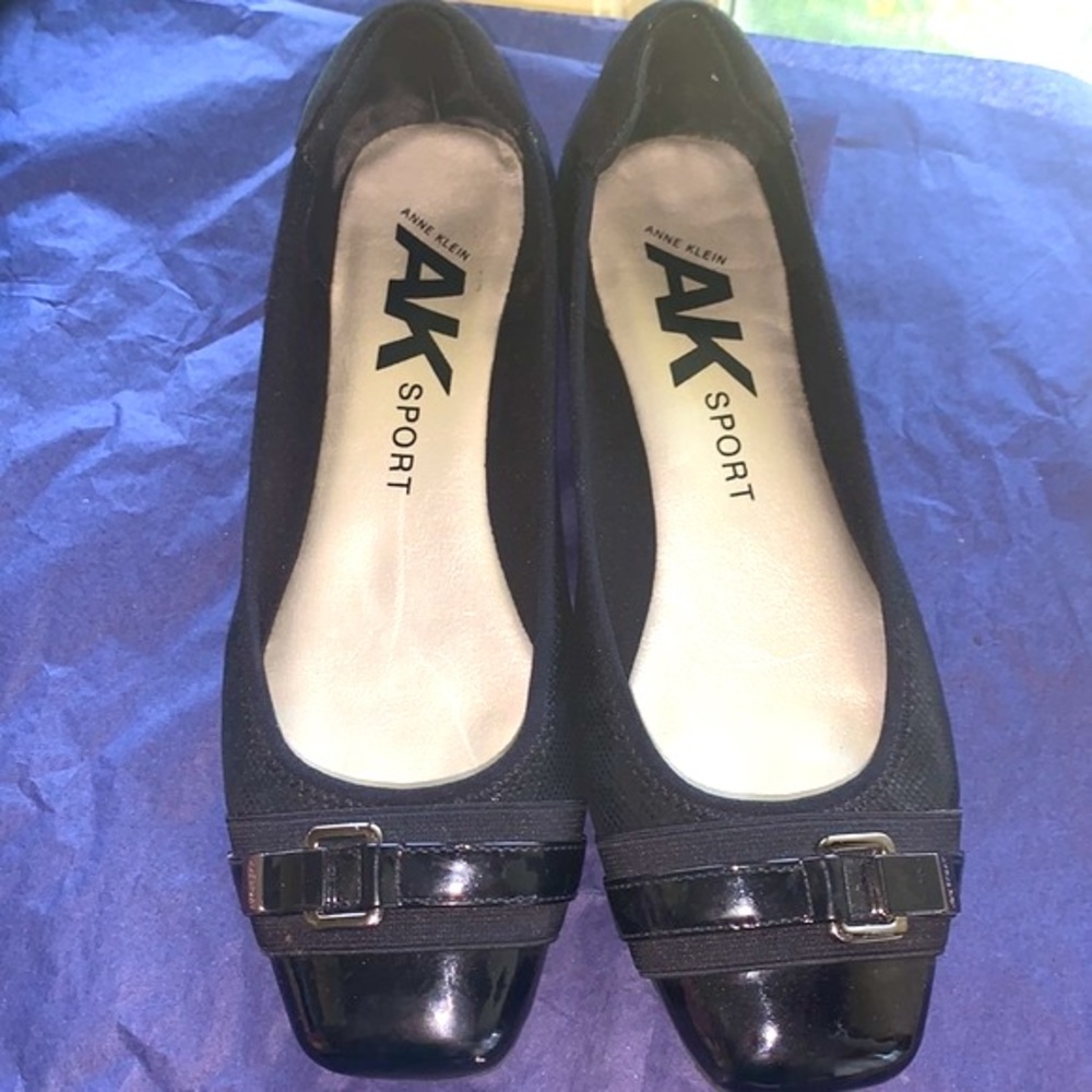 Anne Klein Sport  Black Flats. Perfect condition
